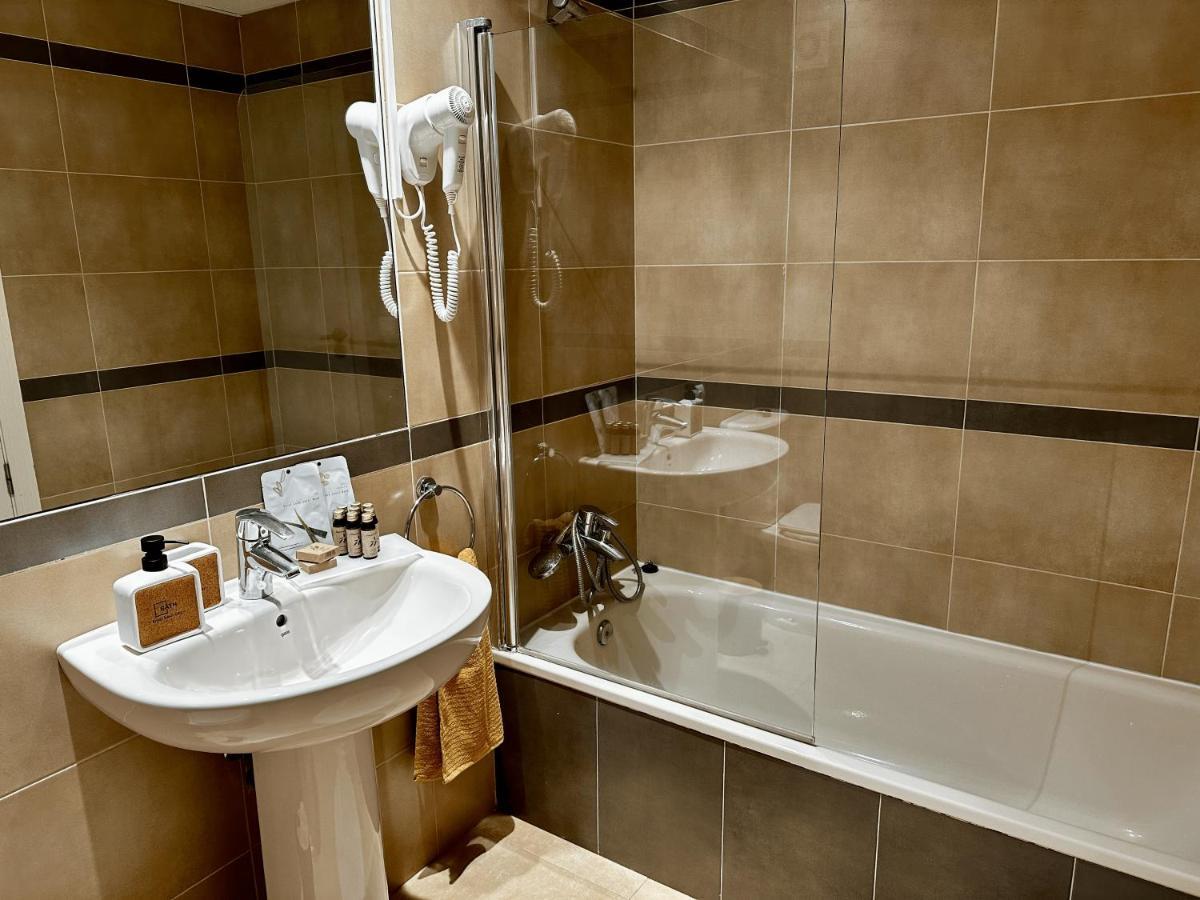 Esmeralda Suites กัลเป ภายนอก รูปภาพ